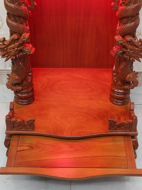 Bàn thờ ông địa gỗ gõ đỏ OD05 68x68x107 (Ngang x Sâu x Cao)